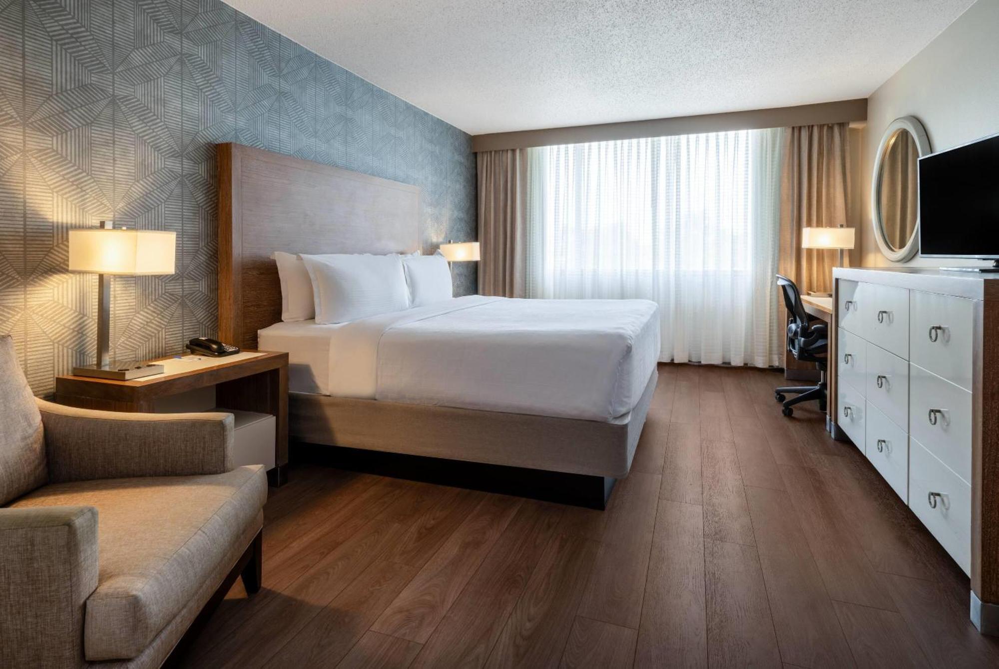 Wyndham Indianapolis Airport Hotel Exterior foto