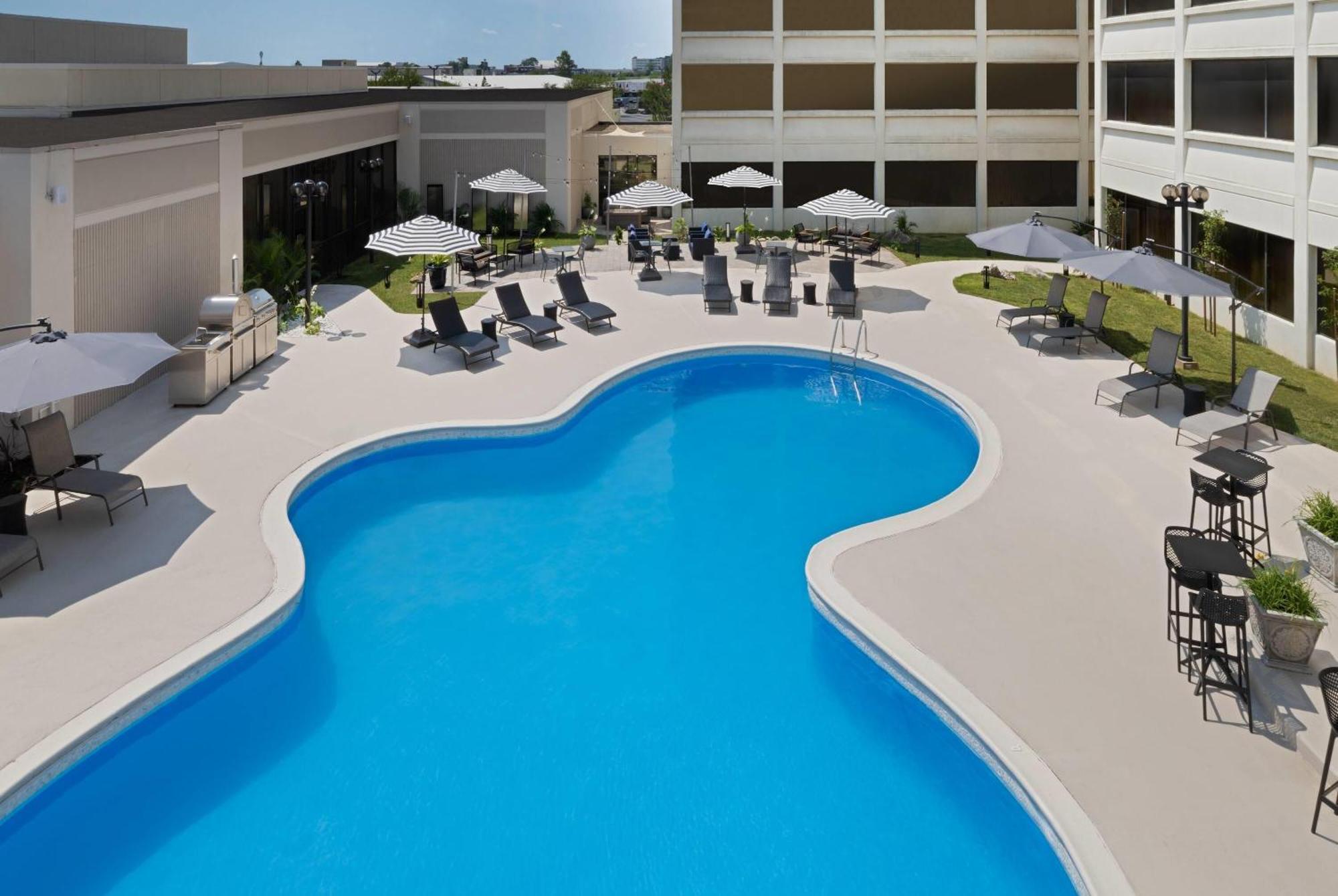 Wyndham Indianapolis Airport Hotel Exterior foto